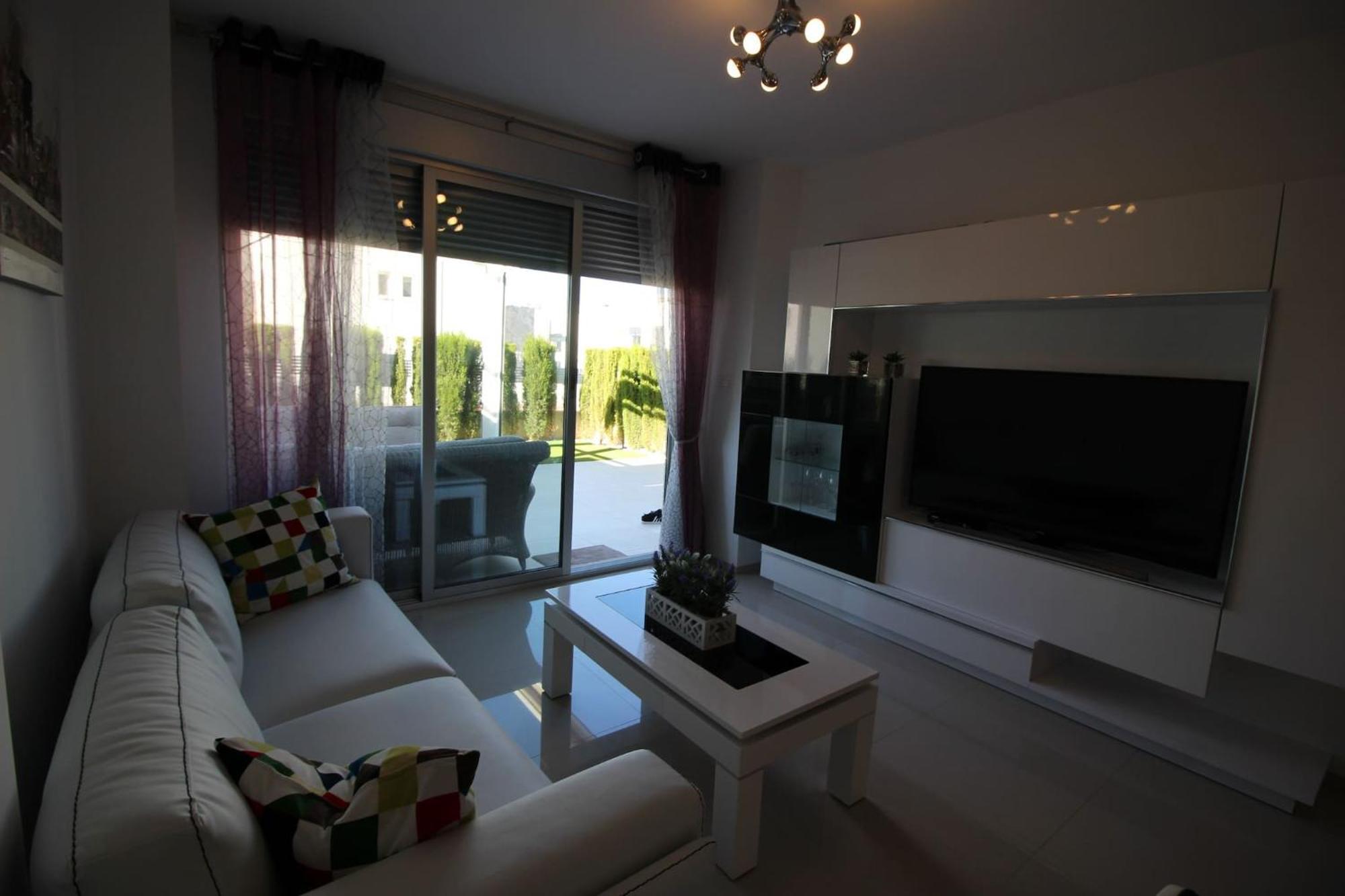 Vivienda Aguas Nuevas Familiar & Deportivo Apartment ตอร์เรเวียคา ภายนอก รูปภาพ