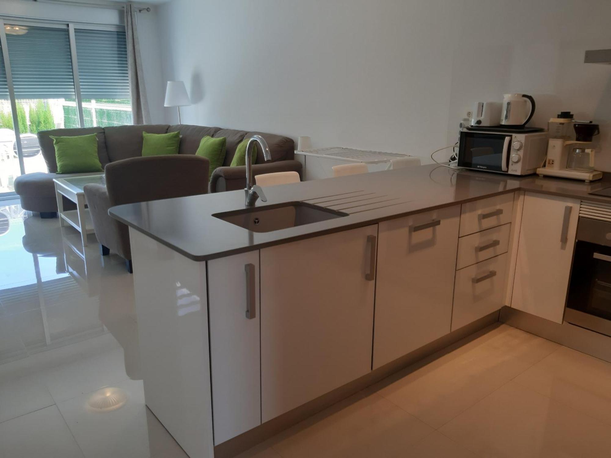 Vivienda Aguas Nuevas Familiar & Deportivo Apartment ตอร์เรเวียคา ภายนอก รูปภาพ