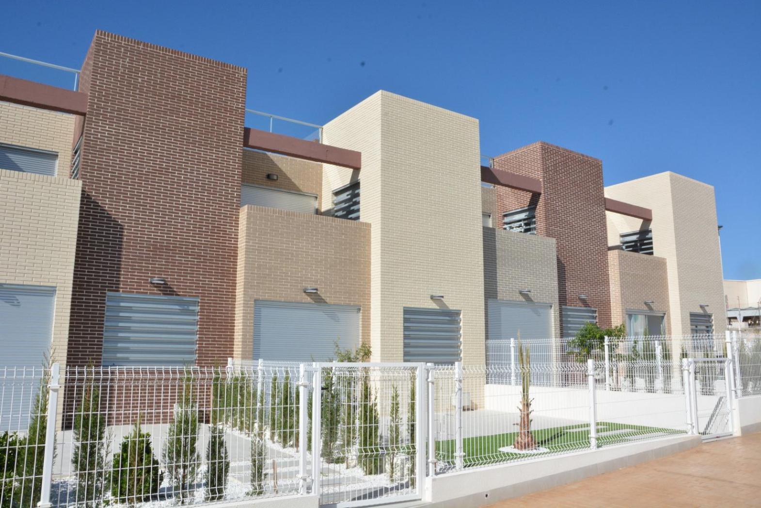 Vivienda Aguas Nuevas Familiar & Deportivo Apartment ตอร์เรเวียคา ภายนอก รูปภาพ