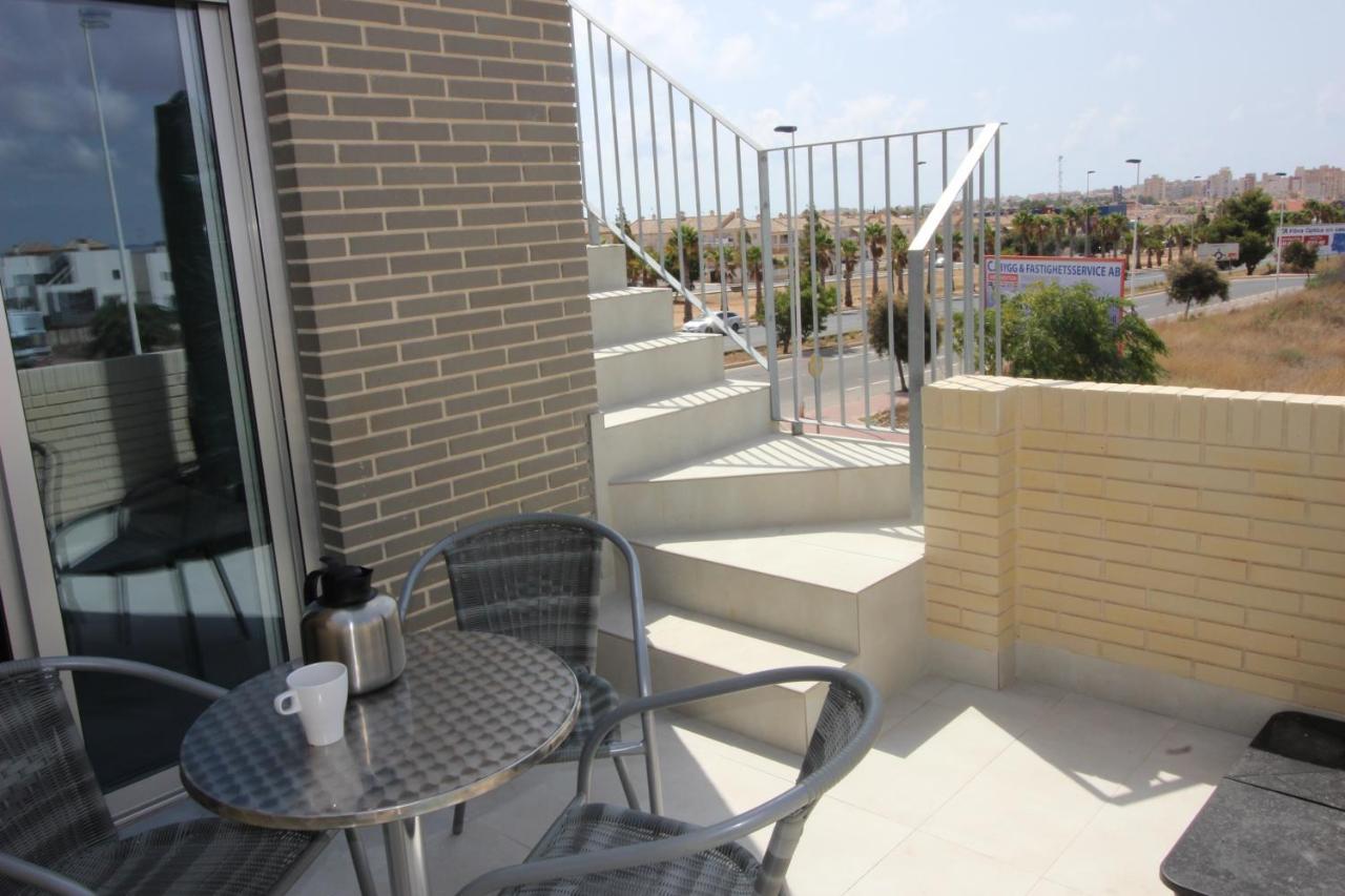 Vivienda Aguas Nuevas Familiar & Deportivo Apartment ตอร์เรเวียคา ภายนอก รูปภาพ