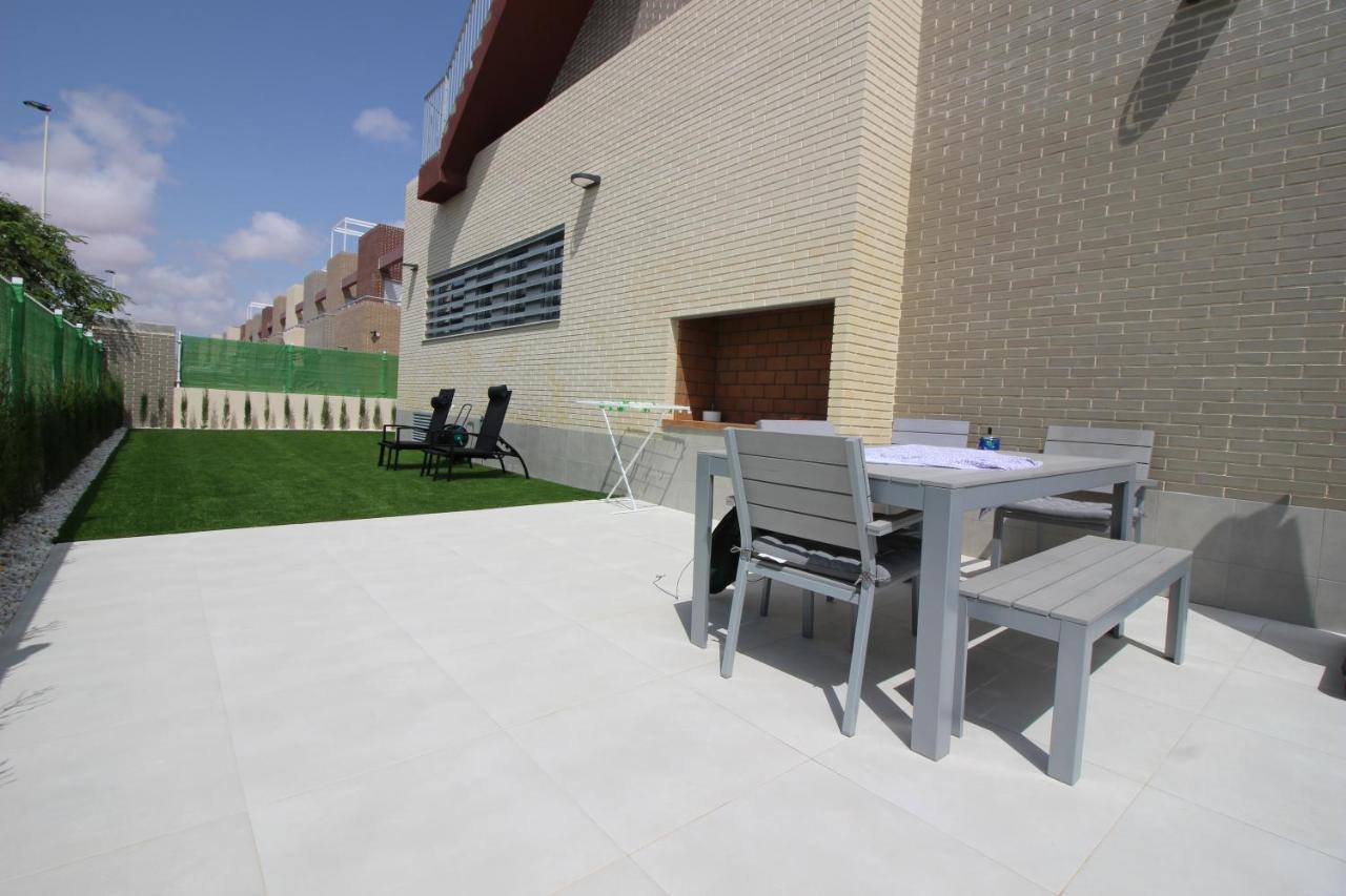 Vivienda Aguas Nuevas Familiar & Deportivo Apartment ตอร์เรเวียคา ภายนอก รูปภาพ