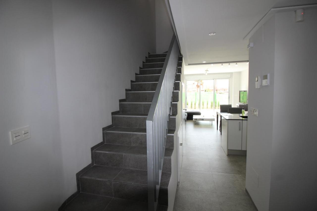Vivienda Aguas Nuevas Familiar & Deportivo Apartment ตอร์เรเวียคา ภายนอก รูปภาพ