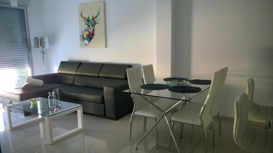 Vivienda Aguas Nuevas Familiar & Deportivo Apartment ตอร์เรเวียคา ภายนอก รูปภาพ