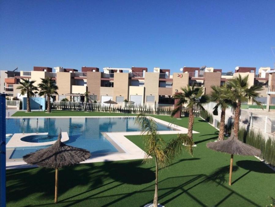 Vivienda Aguas Nuevas Familiar & Deportivo Apartment ตอร์เรเวียคา ภายนอก รูปภาพ